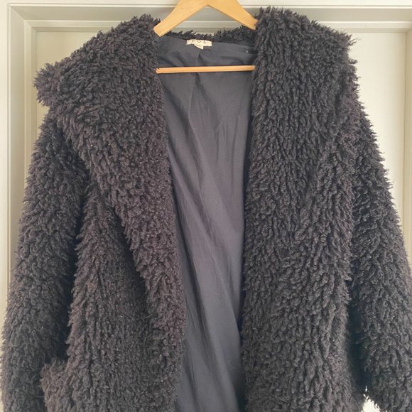 Oversized Boucle Teddy Coat with Hood SIZE M/L - Picture 2 of 6